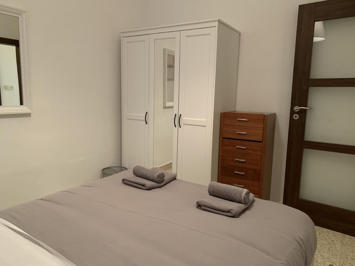 Large Apartment Close To Rocky Beach Mcre1-1 Sliema Exterior foto