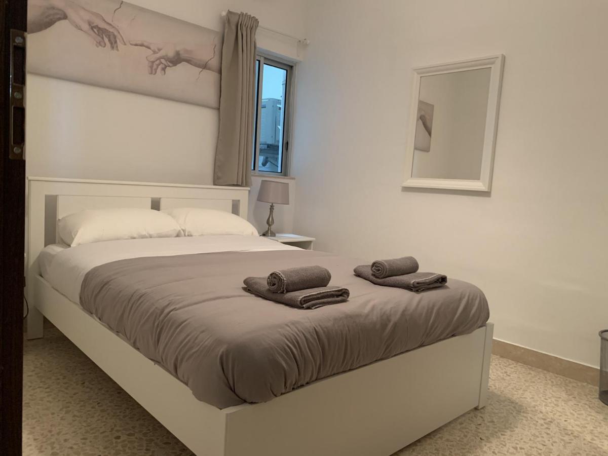 Large Apartment Close To Rocky Beach Mcre1-1 Sliema Exterior foto