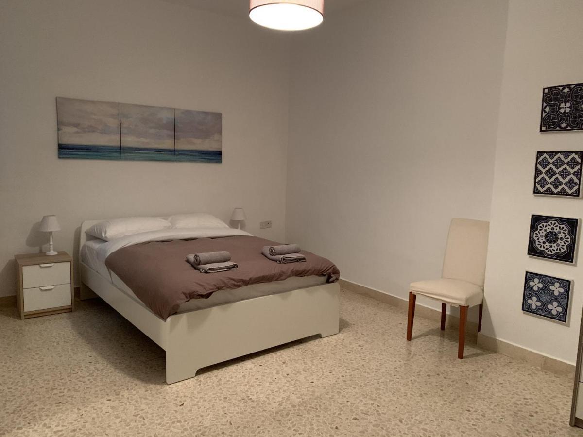 Large Apartment Close To Rocky Beach Mcre1-1 Sliema Exterior foto